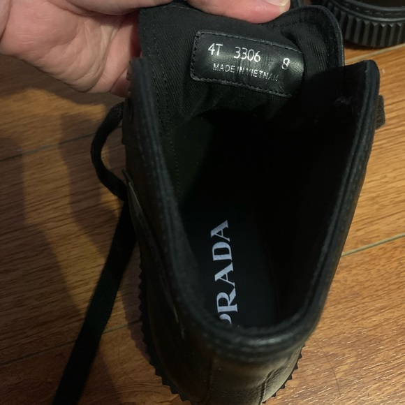 Prada high top sneakers for mens - Picture 3 of 4